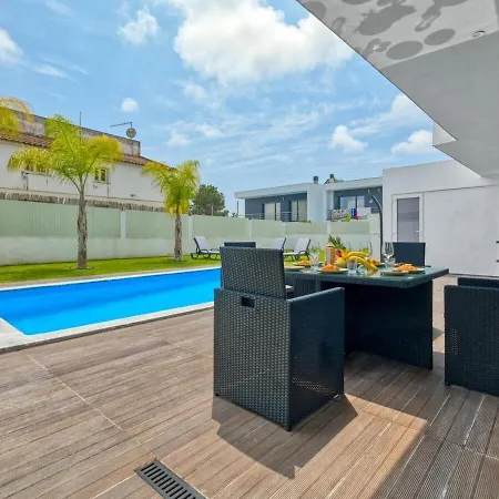 Portucale ! Chic Luxe With Saltwater Pool Villa *